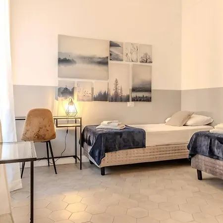 Blue 1 View 2br With Private Parking *