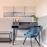 Blue View 2br With Private Parking Apartament *